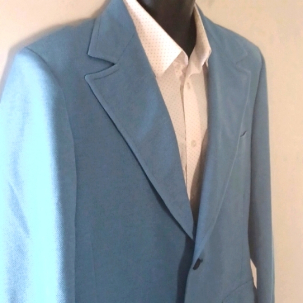 STATELY CLOTHES Vintage 70s Baby Blue Blazer / Sportcoat, 42L